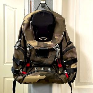 Oakley Camo backpack